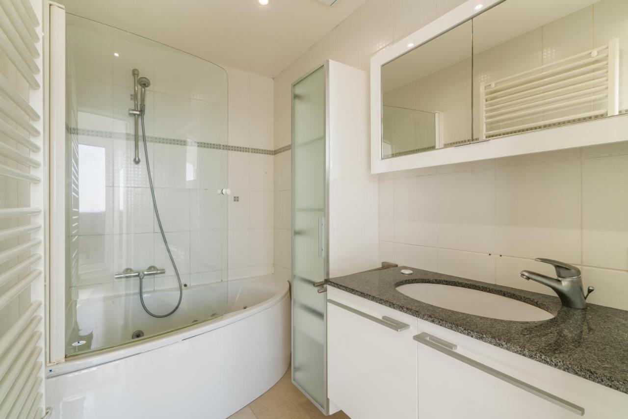 Penthouse App Met Imposant & Eindeloos Zeezicht Middelkerke Exterior foto