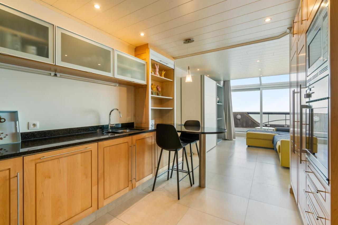 Penthouse App Met Imposant & Eindeloos Zeezicht Middelkerke Exterior foto